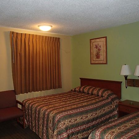 Royal Inn Of New Orleans Exterior photo