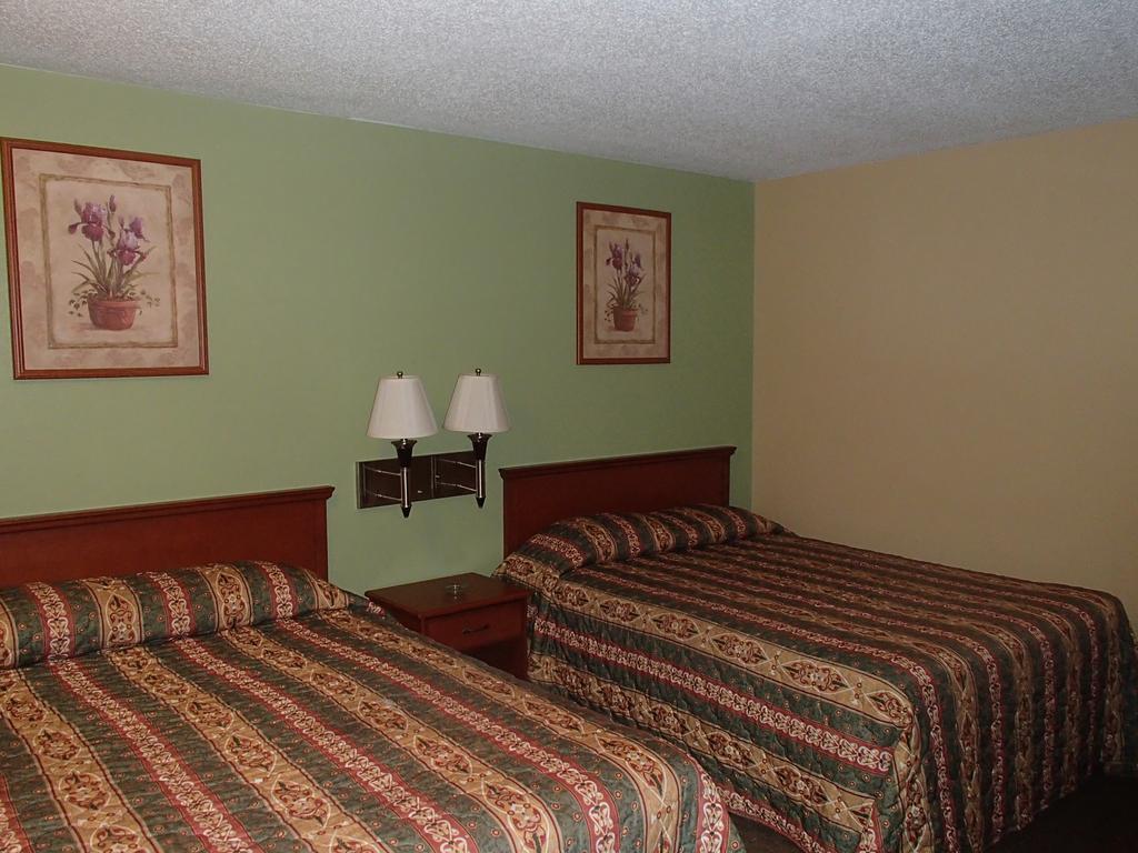 Royal Inn Of New Orleans Room photo